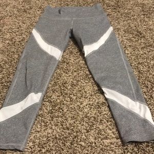 Aerie chill play move collection